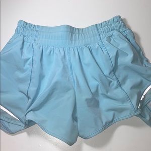 LULULEMON hotty hot shorts 4”